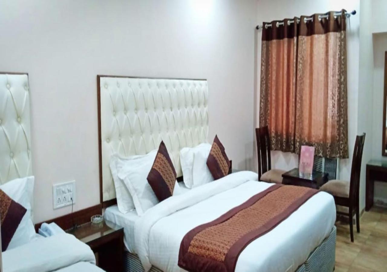 Hotel I & Revels Near Railway Station- By Ap Singh New Delhi