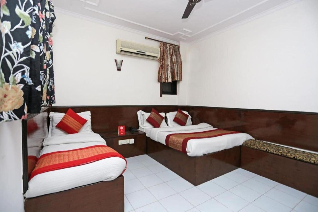 Hotel I & Revels Near Railway Station- By Ap Singh New Delhi