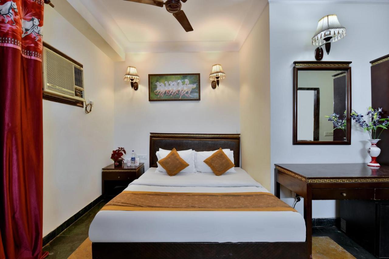 Hotel I & Revels Near Railway Station- By Ap Singh New Delhi